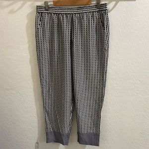 🌵2/$15! Ann Taylor Pull On  Pants